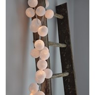 Happy Lights - Ljusslinga, Snowball