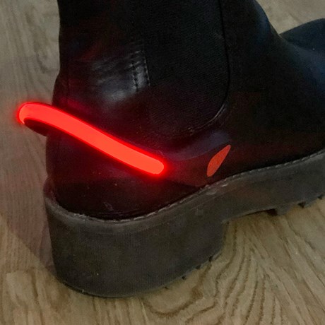 LED-lampa för sko, Svart